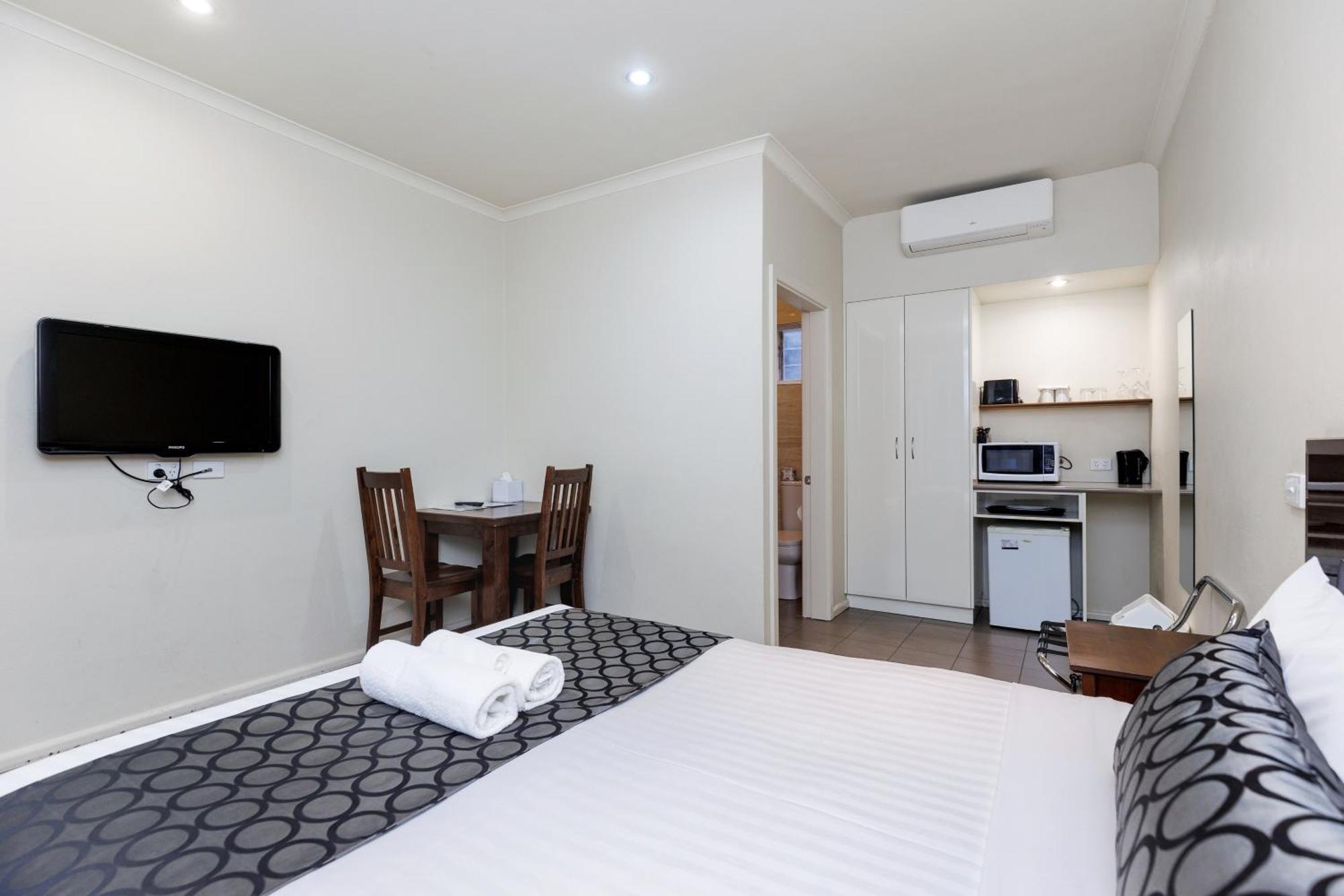Amaroo Motel Tumuts Best Accommodation Exterior photo
